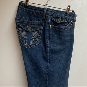 A.n.a. Petite Bootcut Five Pocket Jeans